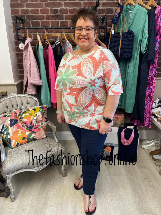 Heather exotic top coral and green 16-22