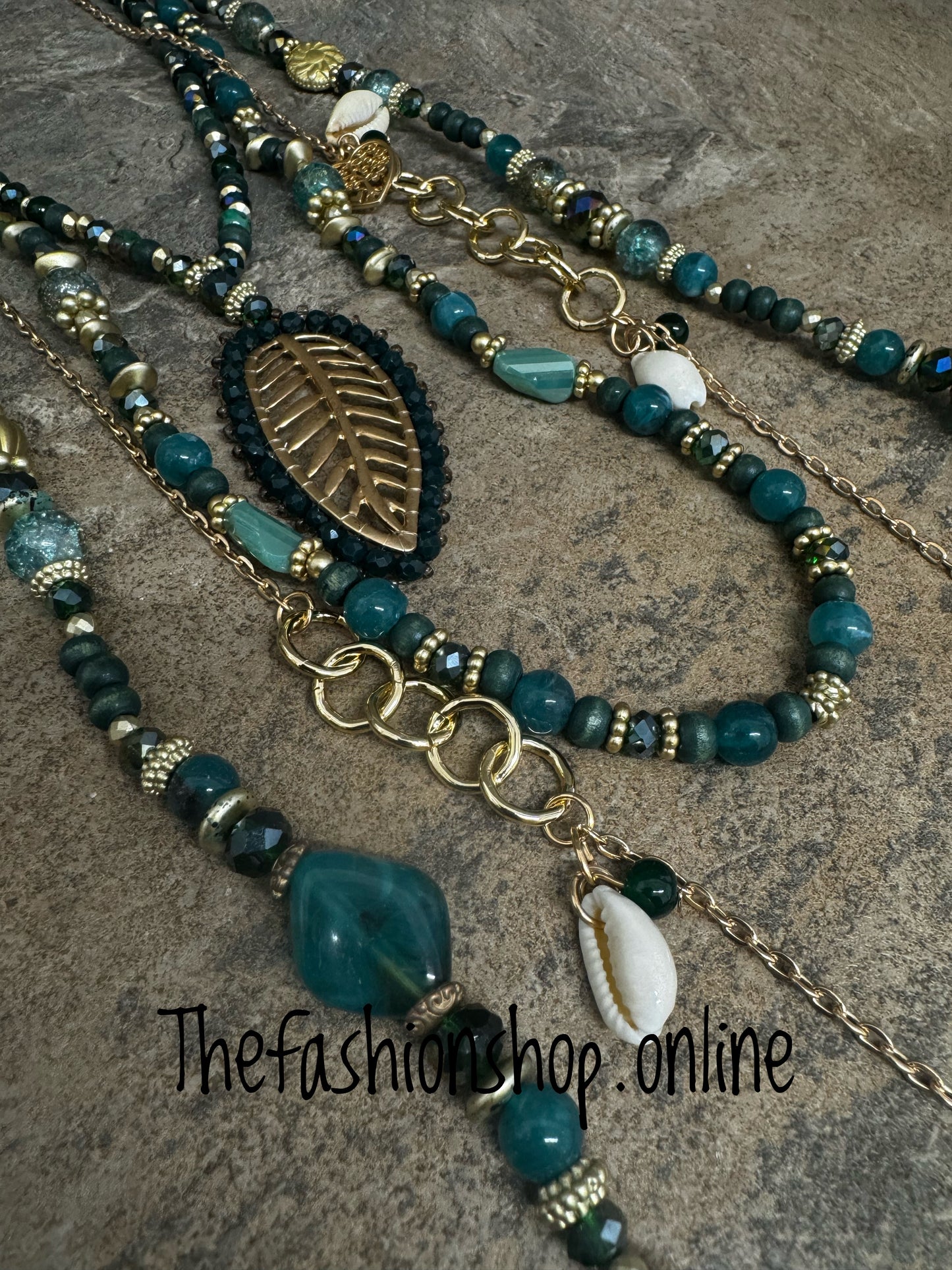 Green Leaf Detail Necklace