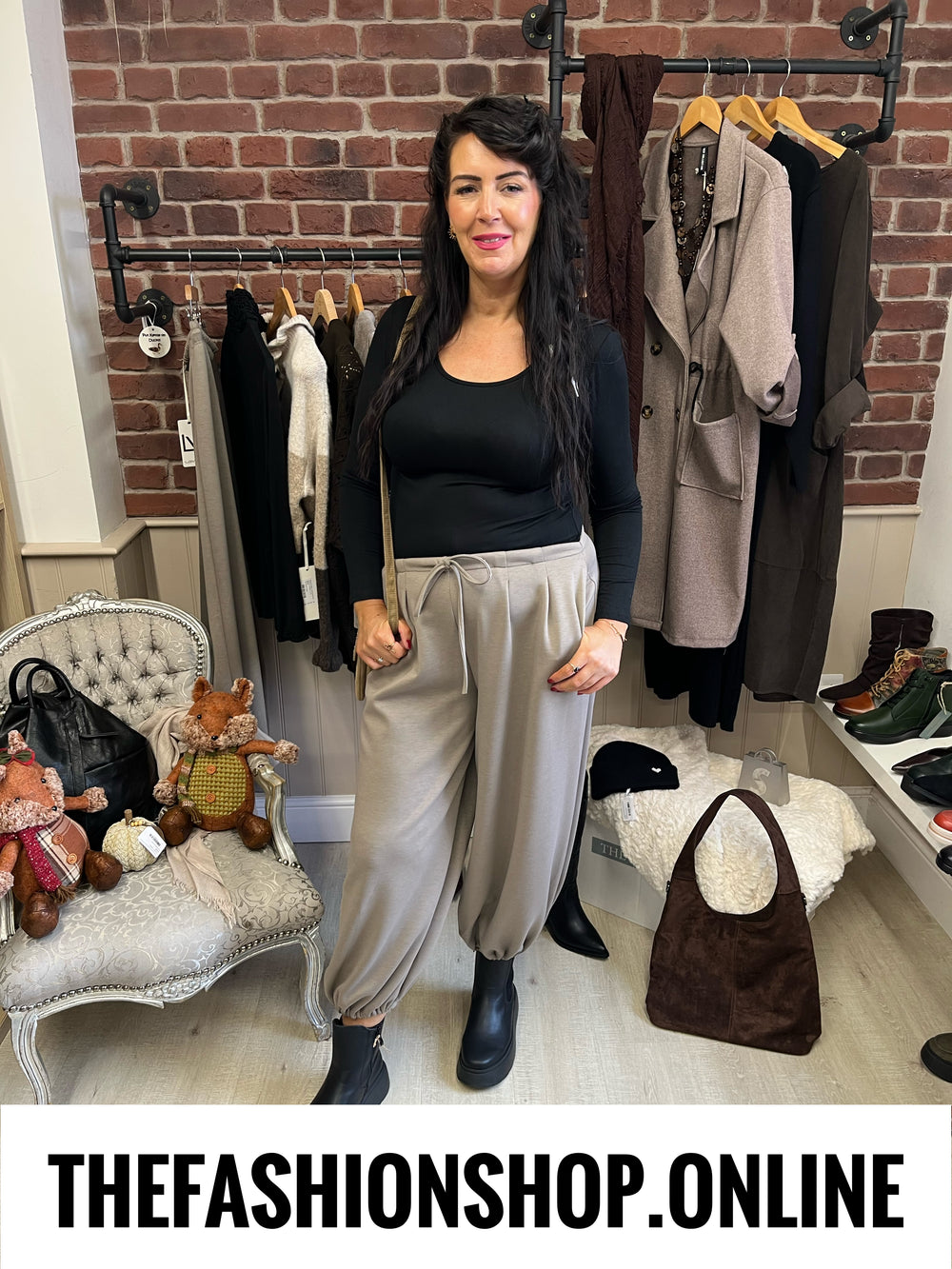 Winnie black long sleeve layering top 10-16