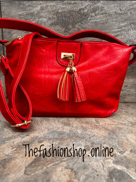 Tanya Tassel Shoulder Bag in Red
