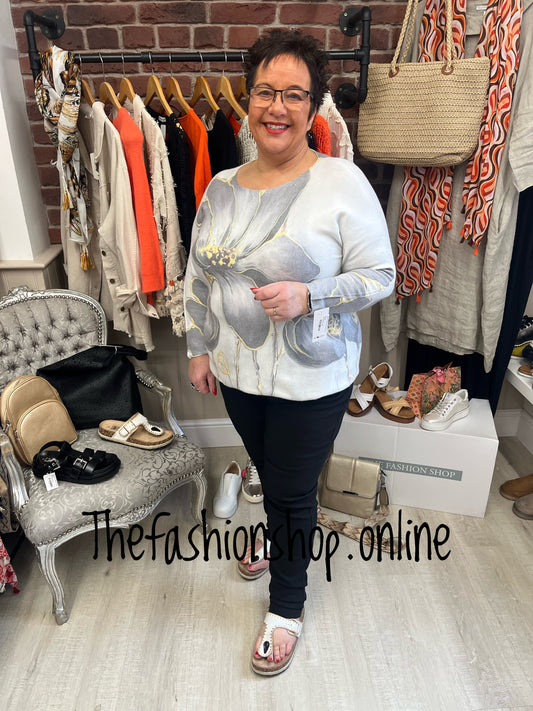 Tia grey large flower jumper 14-22