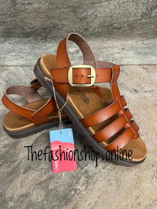 Heavenly Feet tan Saltwater sandals sizes 4-7 (37-40)