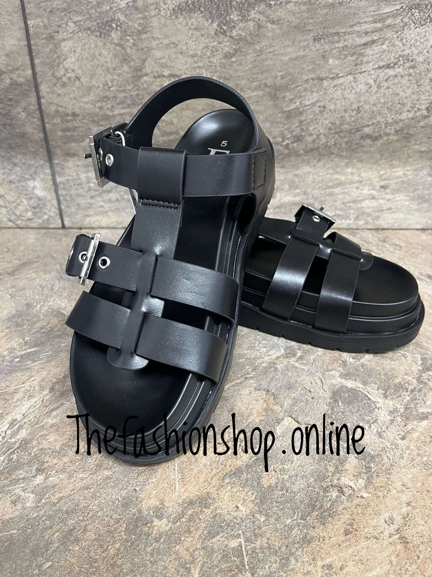 Alesha black gladiator sandals sizes 4-8