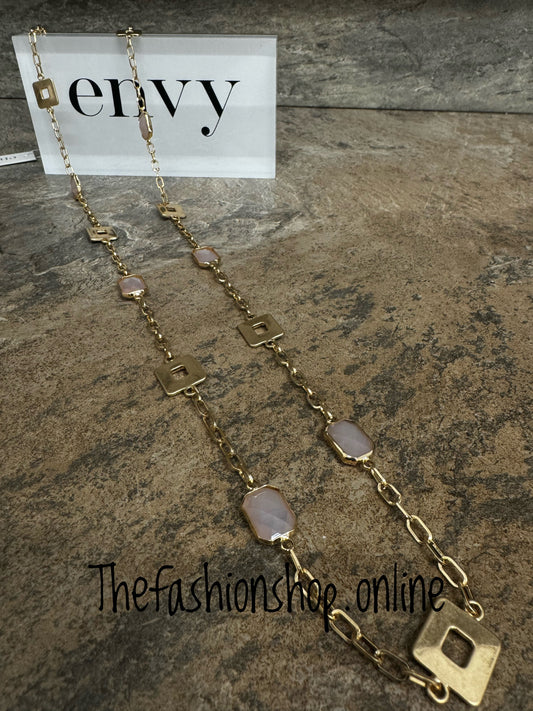 Envy gold squares with pink stones necklace