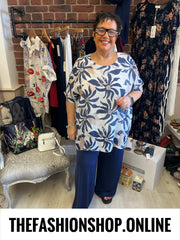 Navy and Mocha Botanical Floral Top 18-22