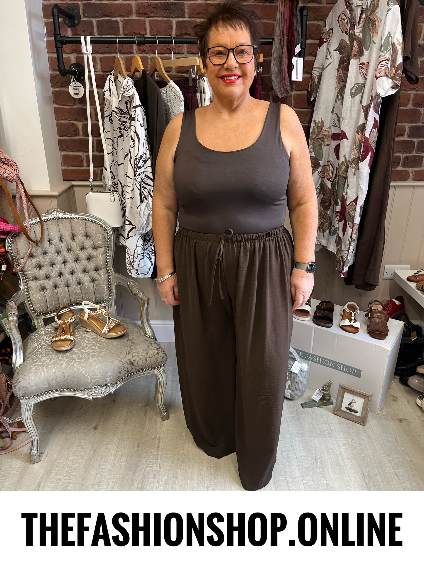 Tessa brown wide leg trousers 10-22