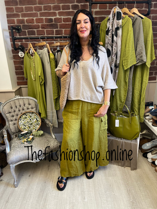 Eleanor taupe knitted v neck top 10-18