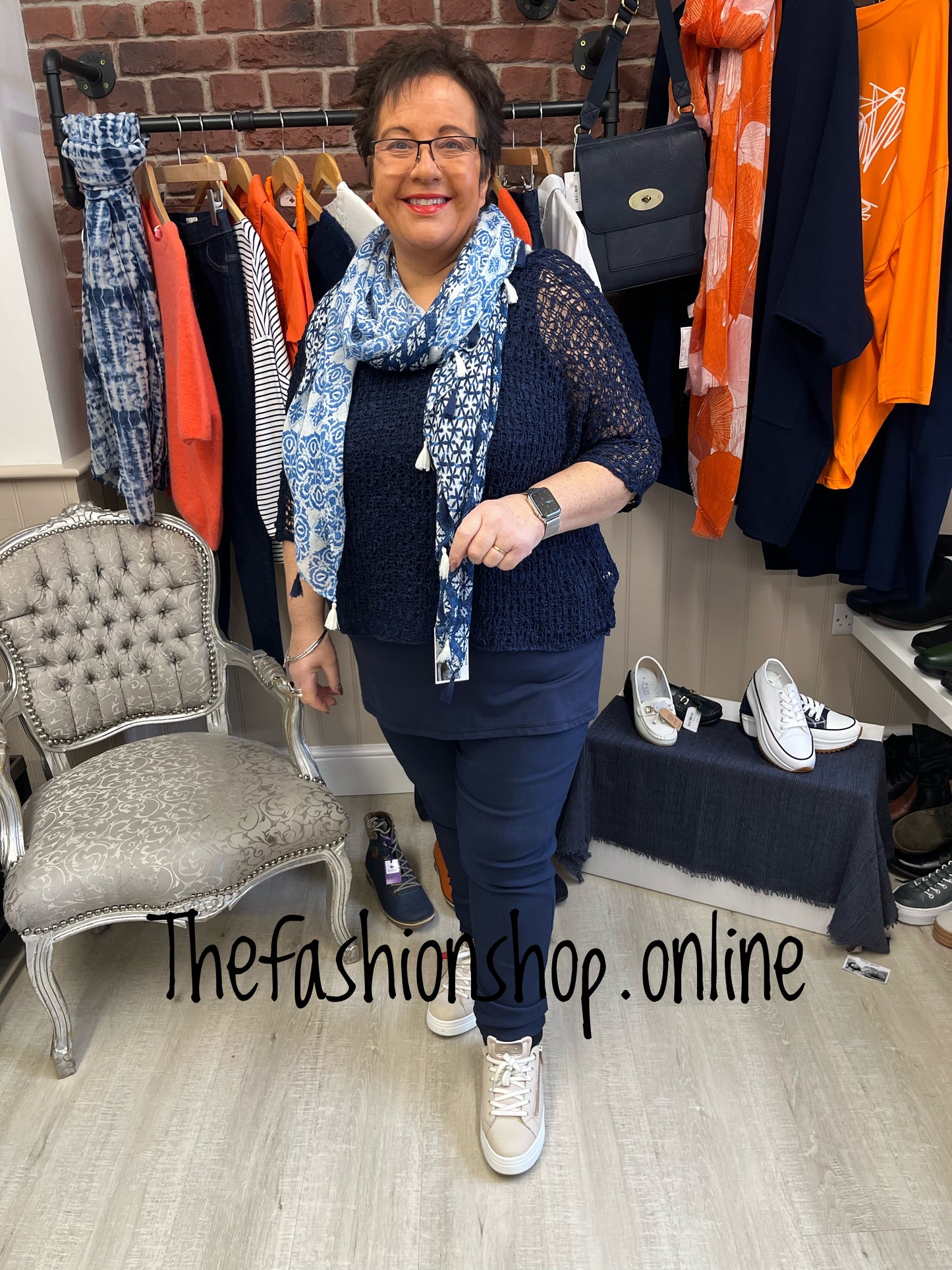Navy popcorn open knit top 10-20