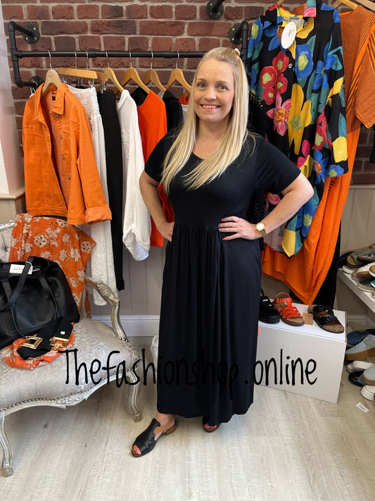Harriett black tiered midi dress 10-16
