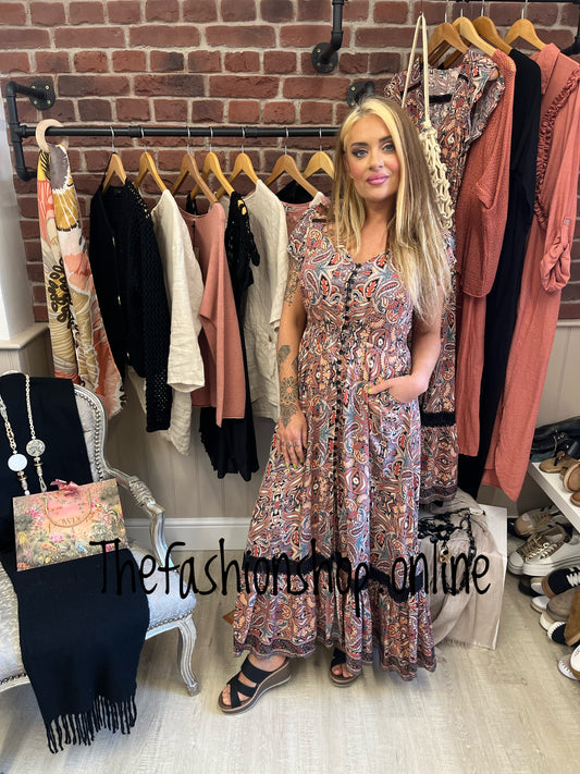 Stella Morgan paisley lace detail maxi dress in sizes 8,10,12,14,16