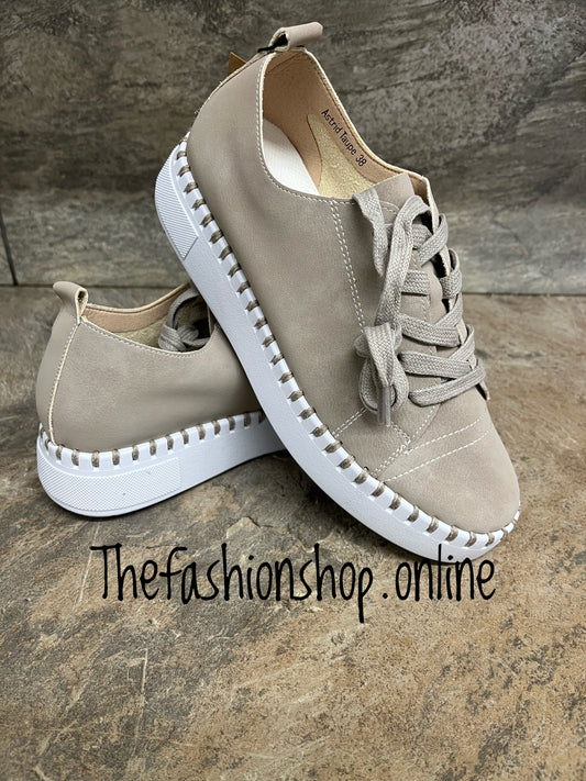 Heavenly Feet taupe Astrid trainers sizes 4-7 (37-41)