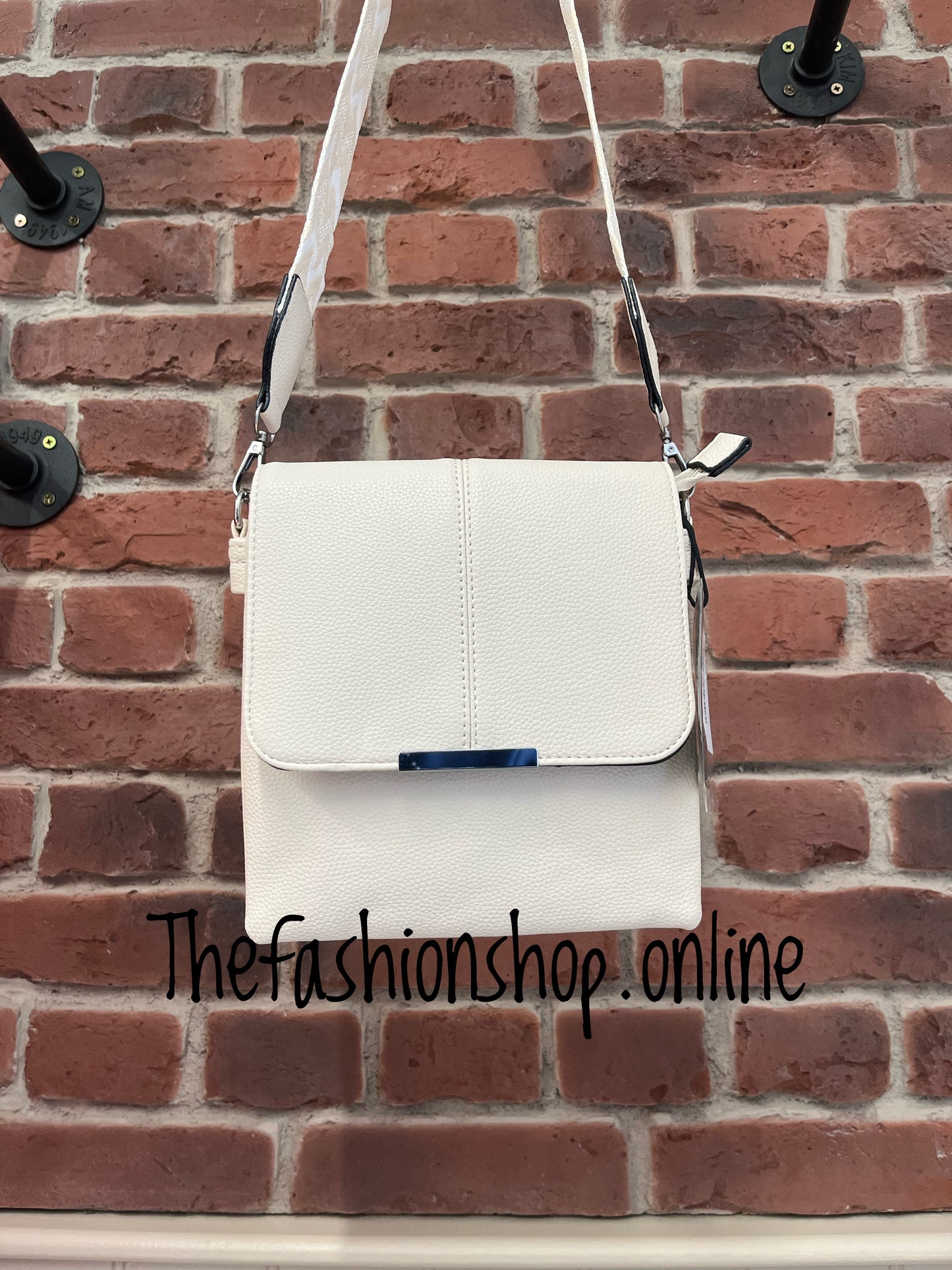 Beige faux leather messenger bag