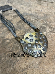 Sarah Tempest large shell necklace