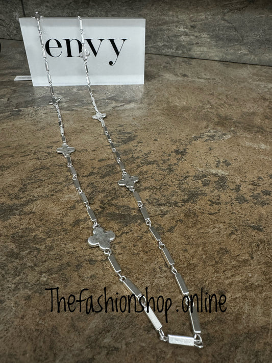Envy long silver clover and bar necklace