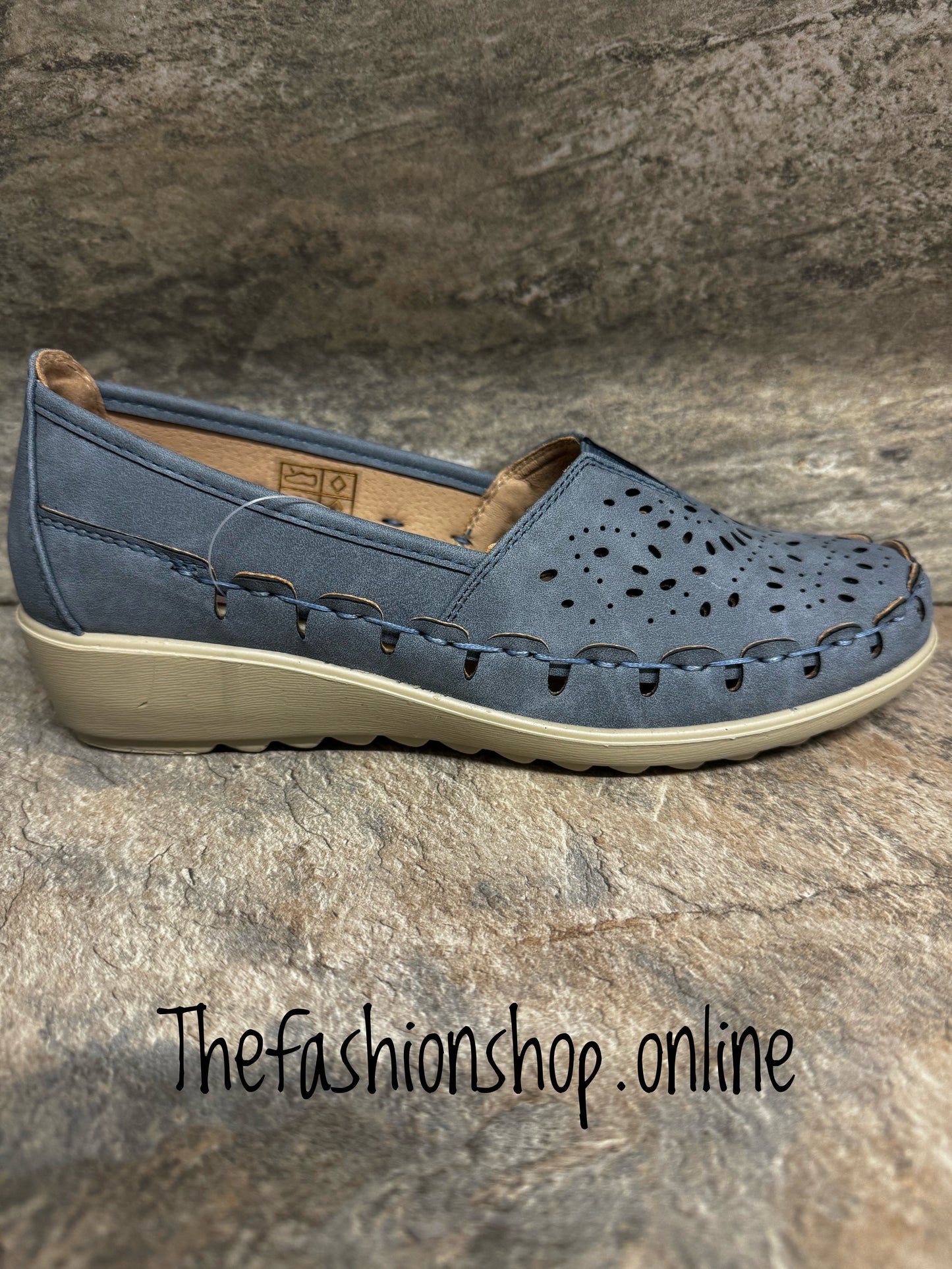 Cushion-walk Lucy blue wide fit summer shoe sizes 3-8