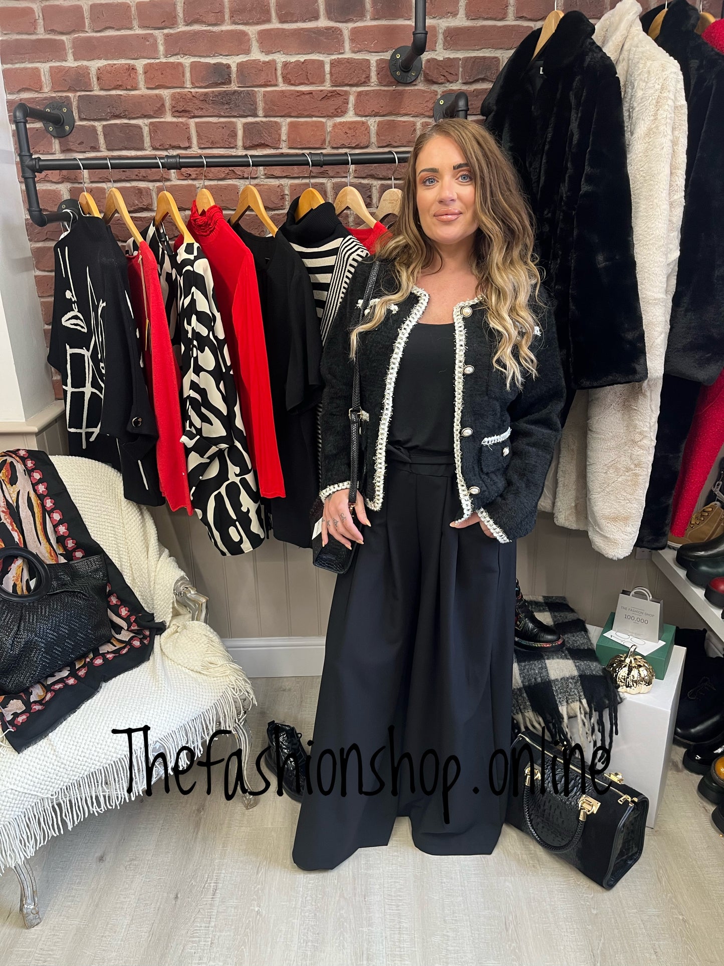 Black wide leg belted trousers 8-10 and 12-14