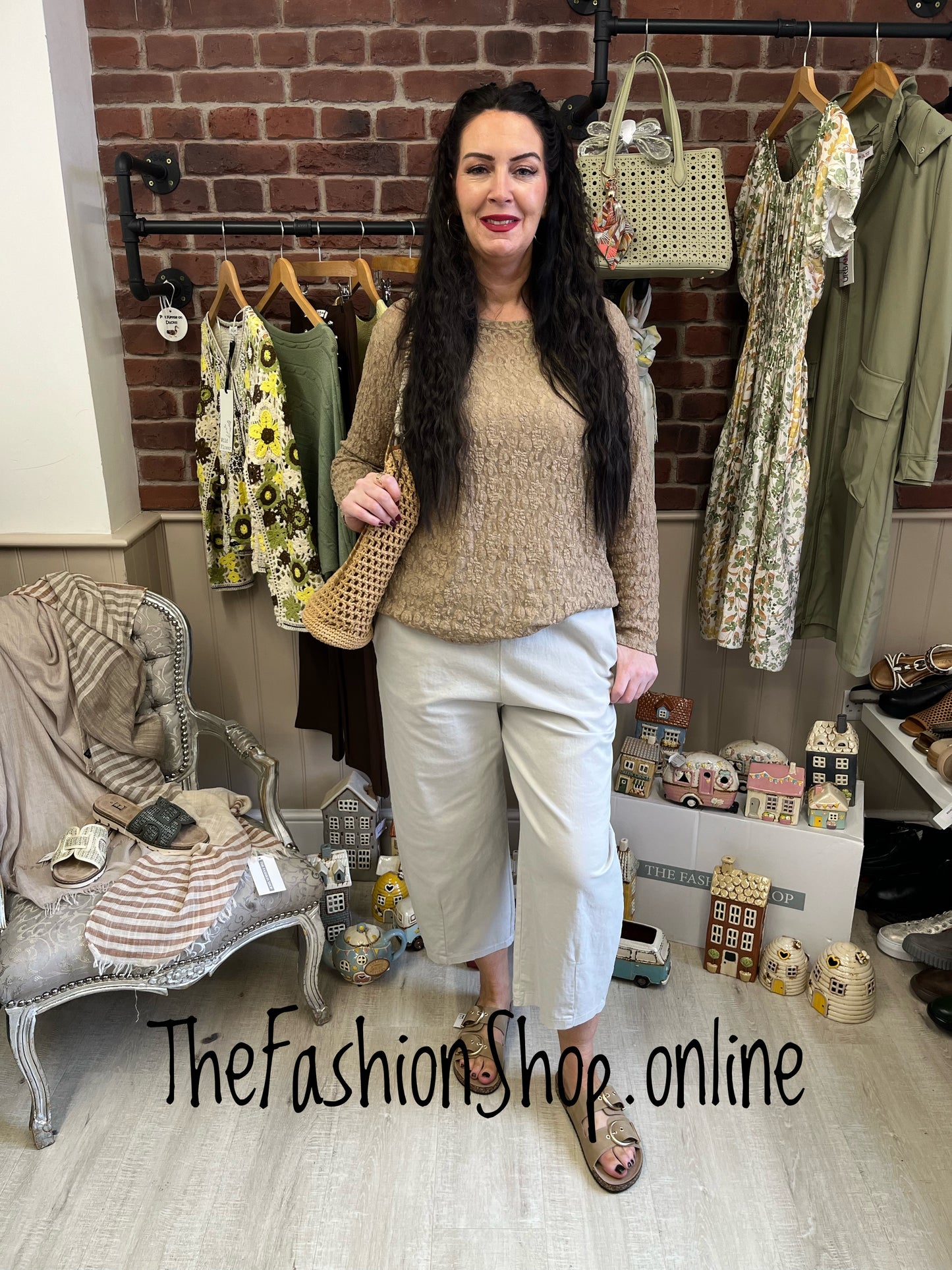 Bonnie camel lace top 14-20