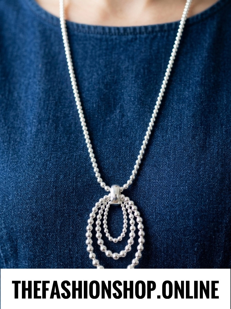 Envy silver beaded necklace with pendant