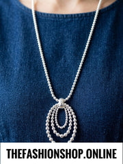 Envy silver beaded necklace with pendant
