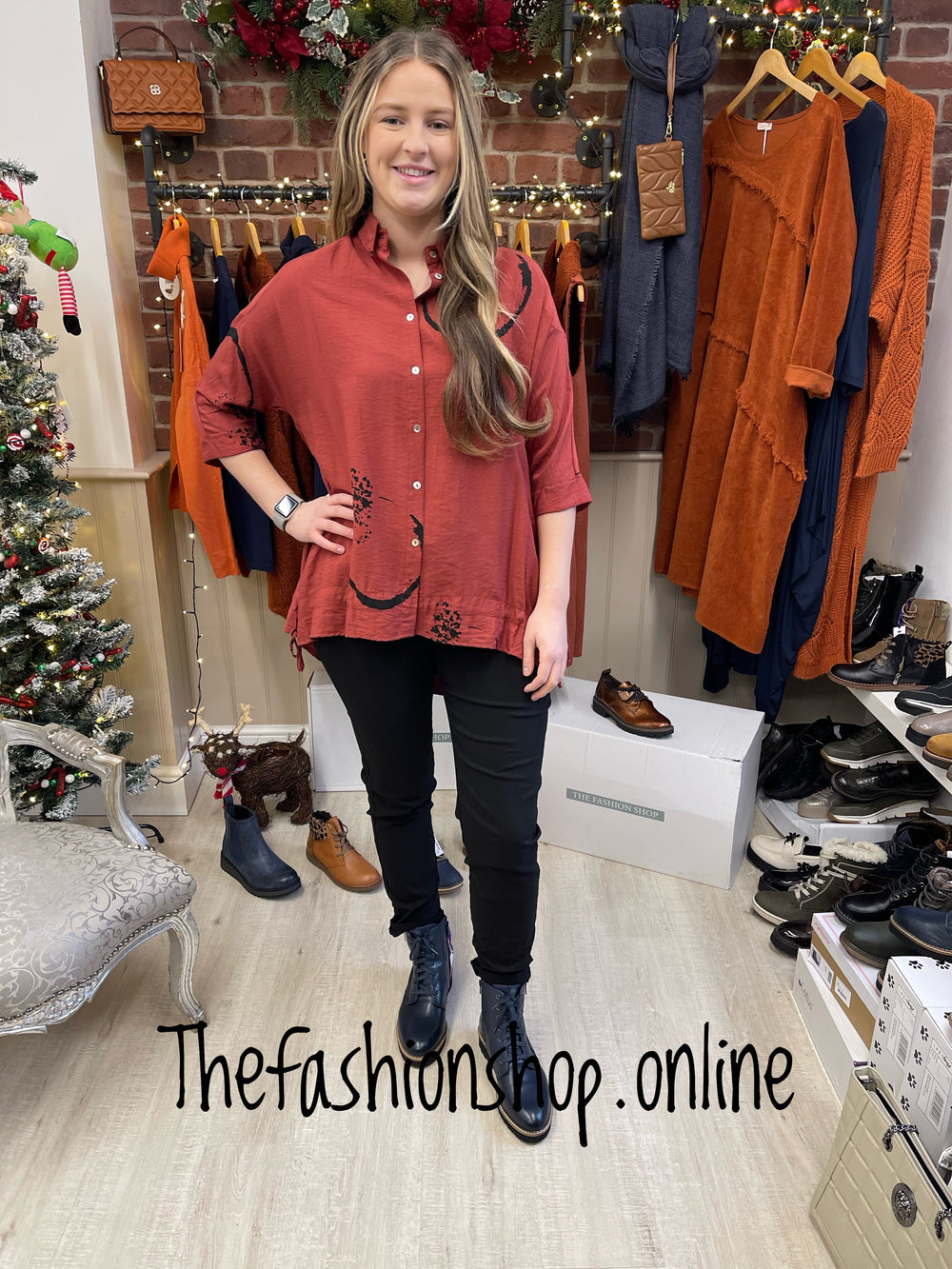 Saloos rust and black shirt sizes 10-22