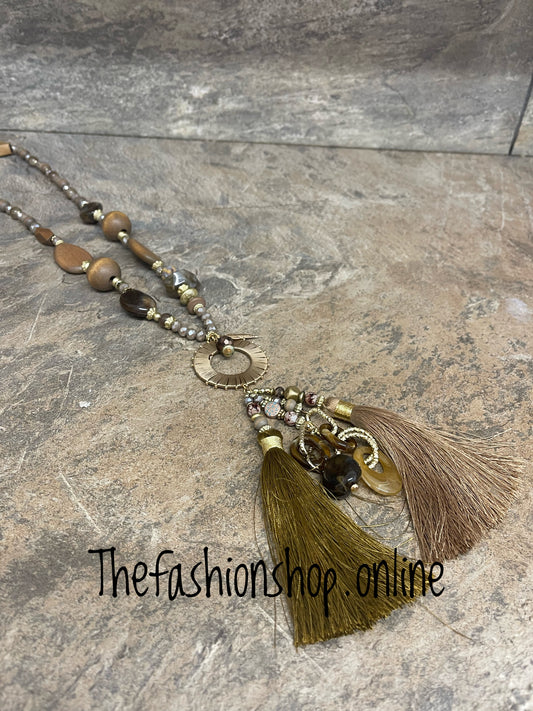 Camel and gold chunky tassel necklace