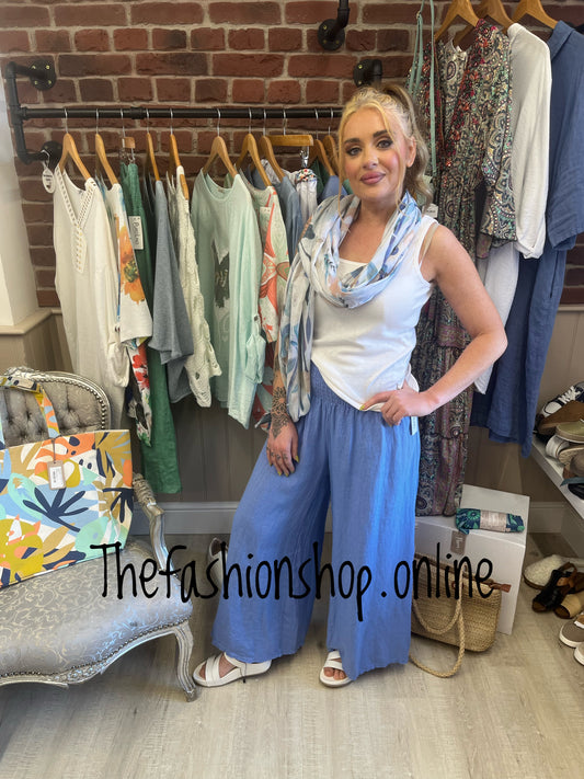Jennifer blue linen trousers 8-16