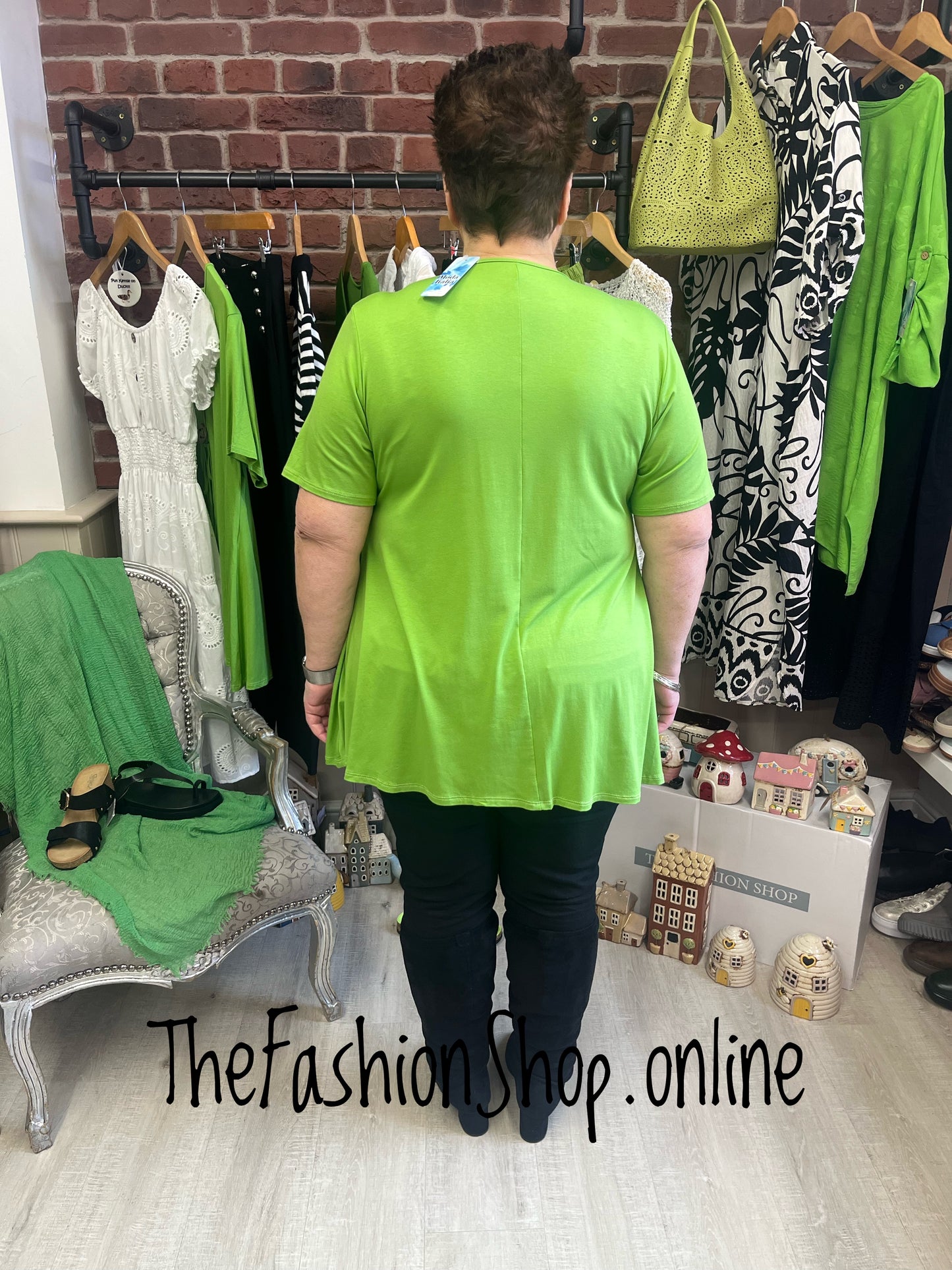 Lydia lime three button top 14-18