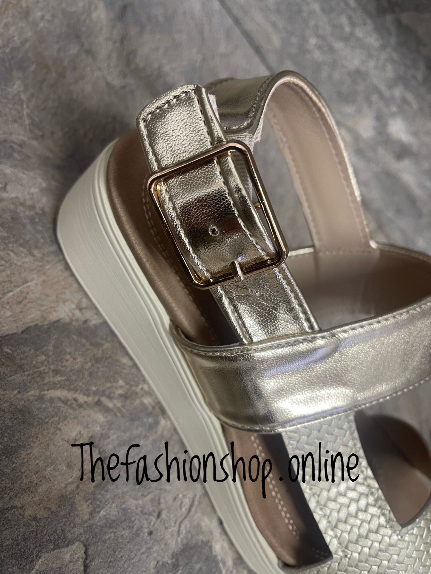 Gold bar detail sandals sizes 3.5-7