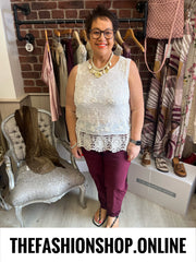 Iris cream embroidered sleeveless top 12-20