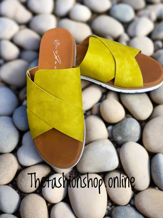 Lunar Chloe lime mule sizes 4-8 (37-41)