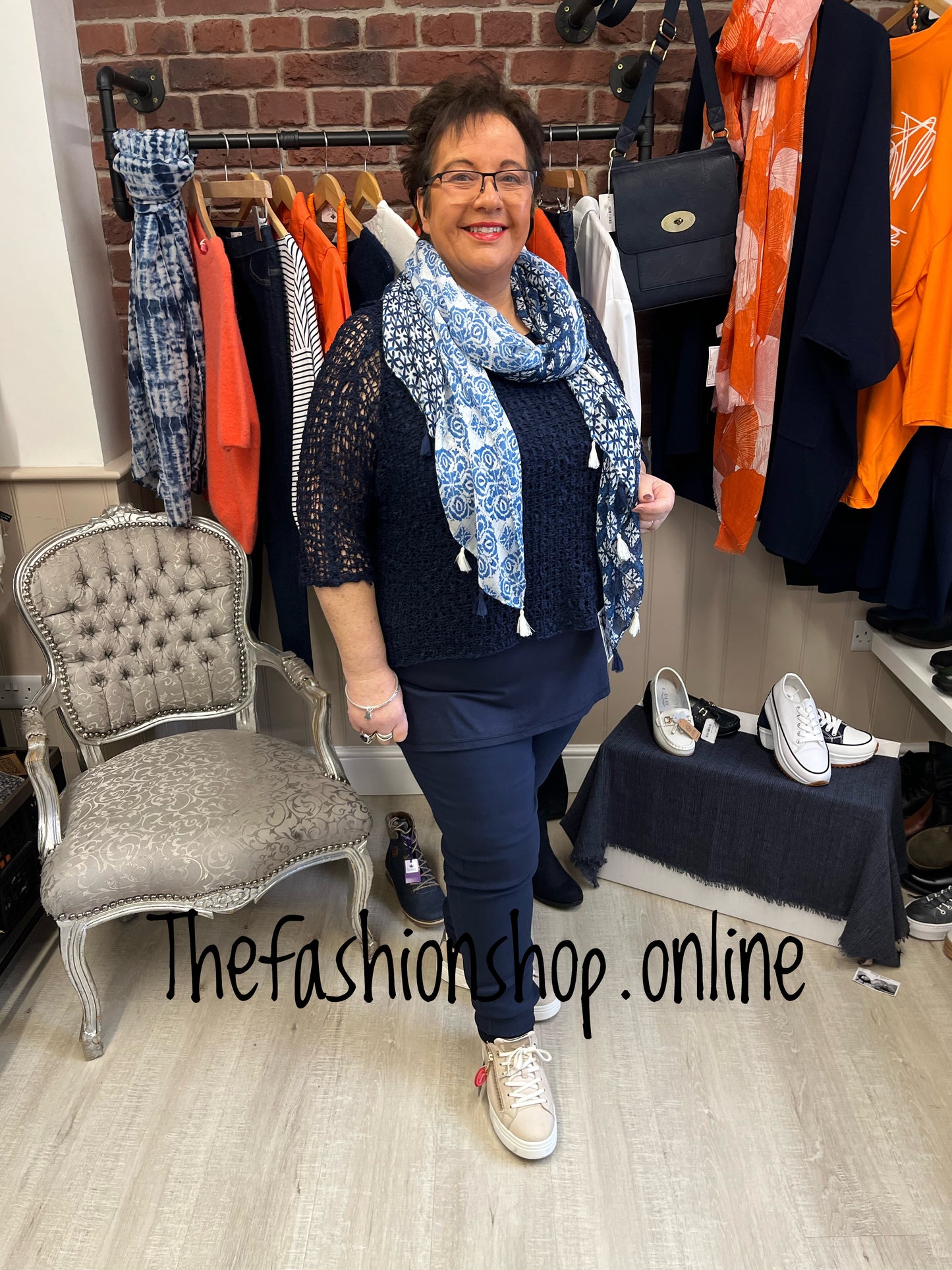 Navy popcorn open knit top 10-20
