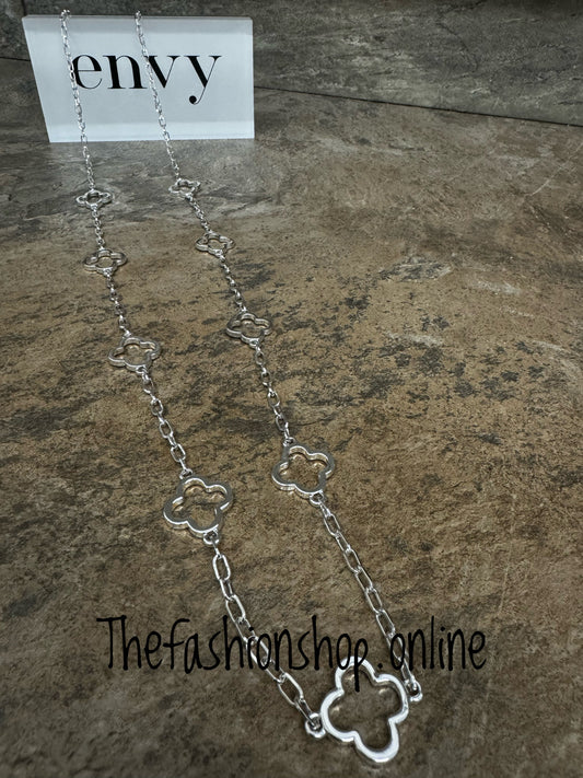 Envy long silver clover necklace