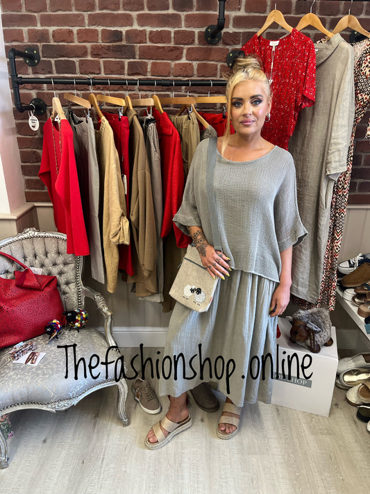 Leah mocha dress with mesh overlay 8-18