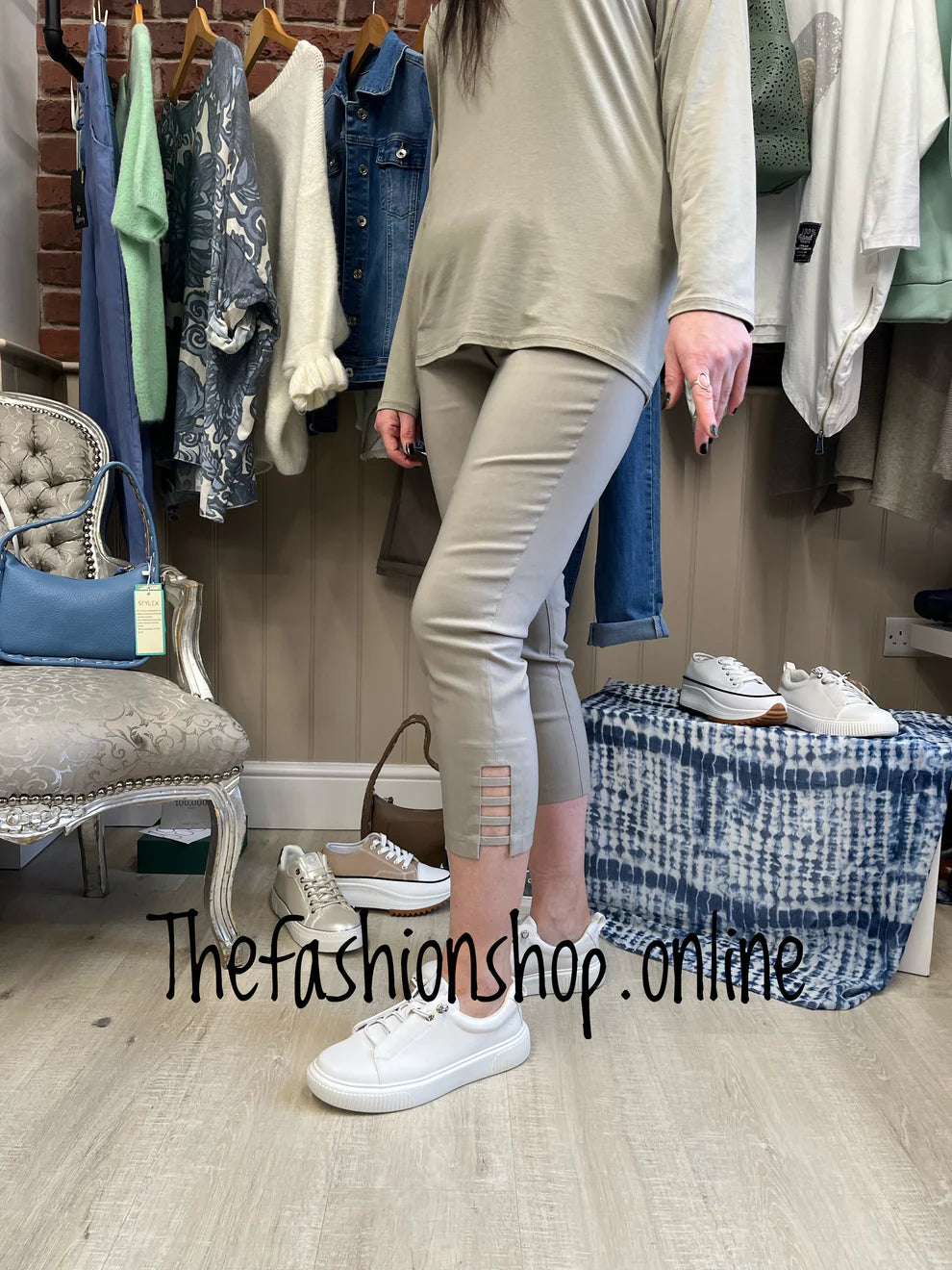 Robell Lena light taupe trousers 25.5 inch inside leg sizes 12-22