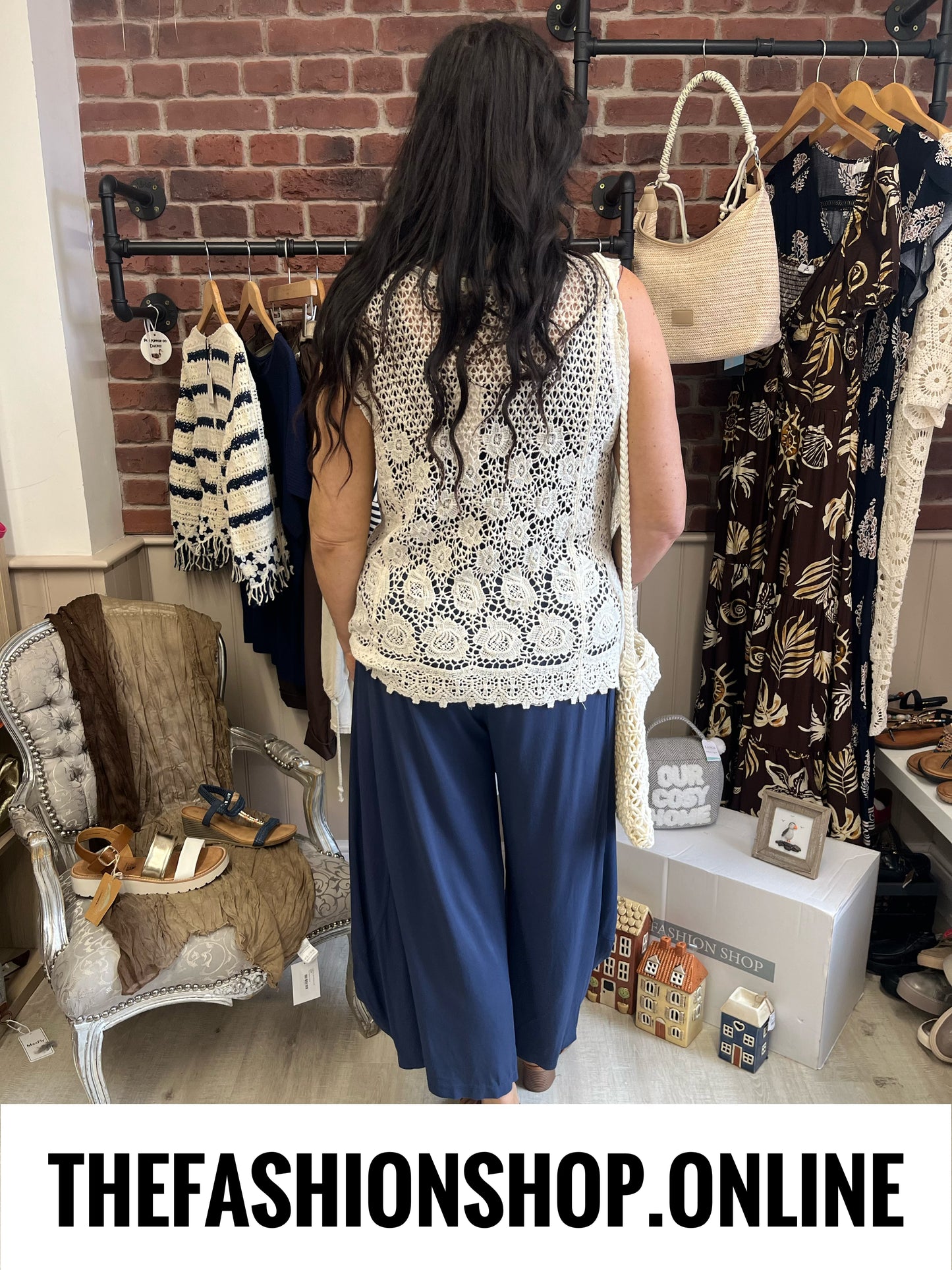 Isla cream crochet sleeveless top 10-18