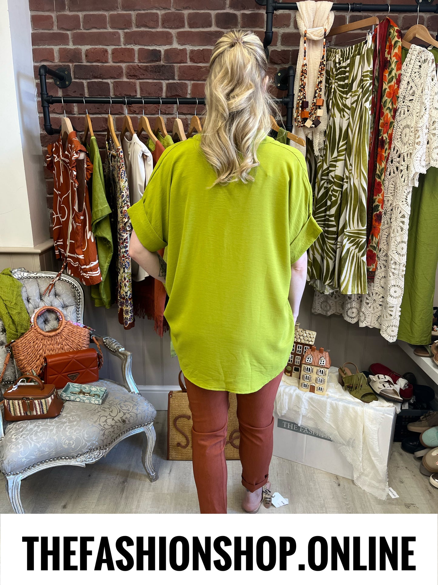 Danielle olive V neck top 14-20