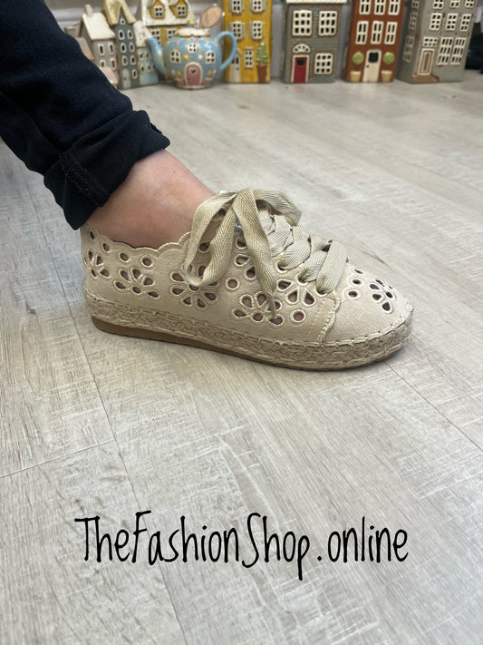 Cally beige cut out espadrille trainers sizes 3-8 (36-41)