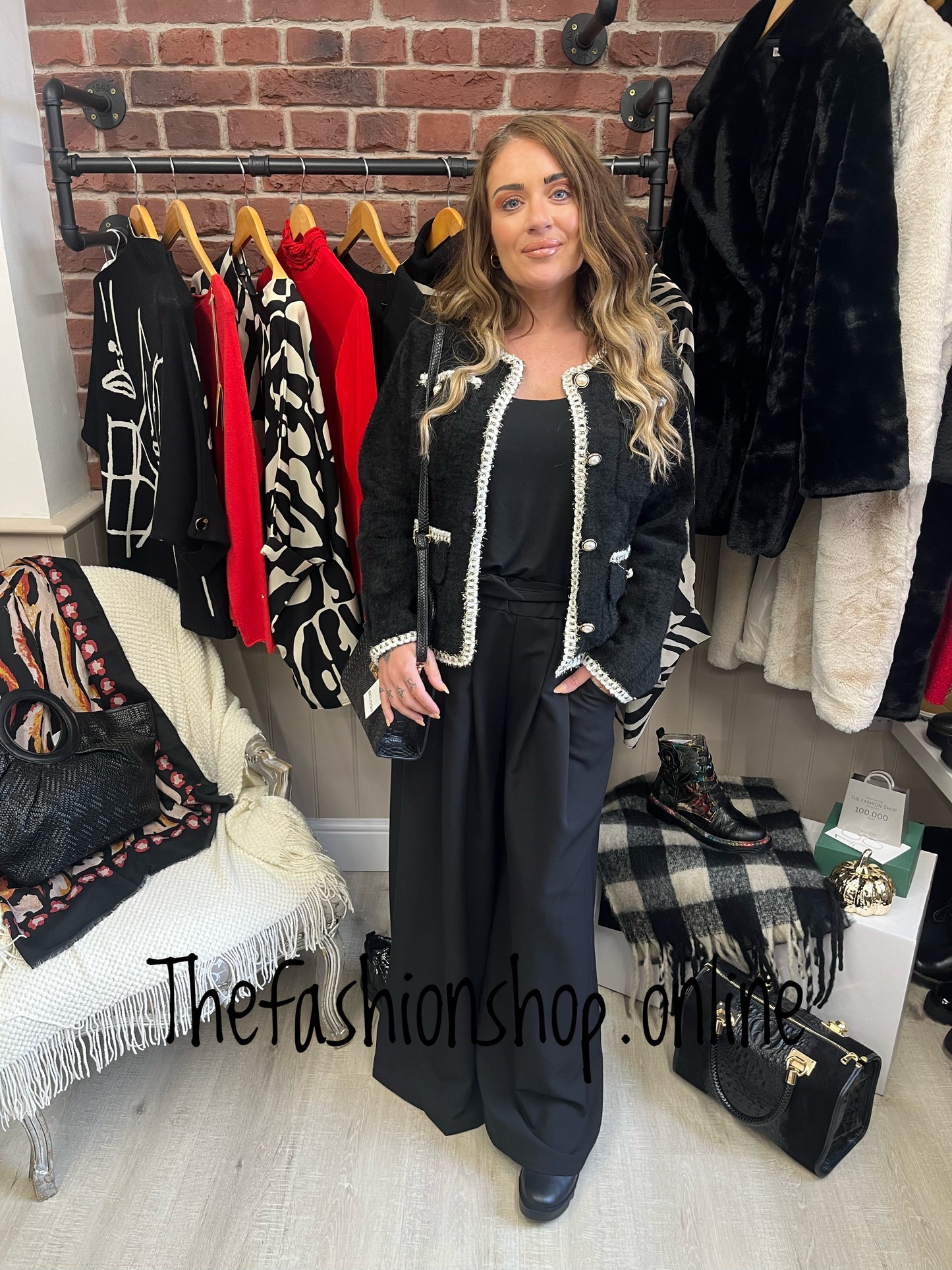 Black wide leg belted trousers 8-10 and 12-14