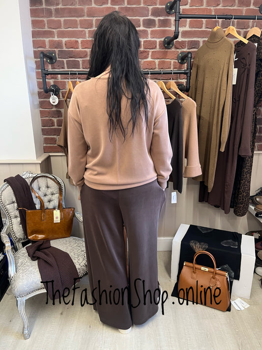 Zena Camel Front Seam Sweatshirt 8-14