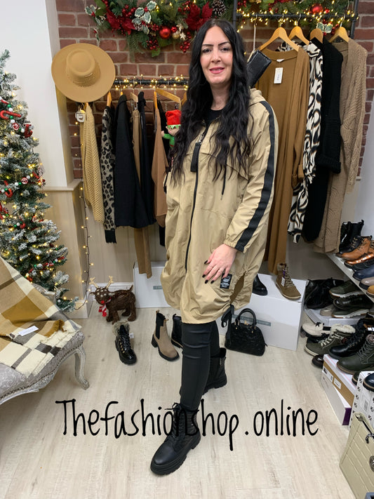 Camel toggle hooded rain mac 12-18