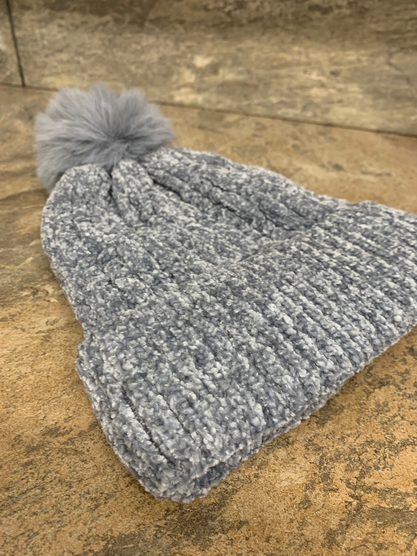 Grey chenille fleece lined pompom hat