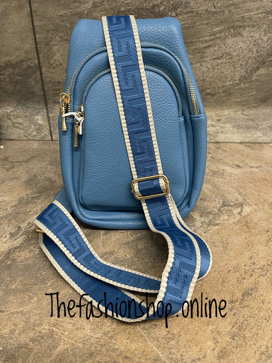 Double Zip sling bag in Blue