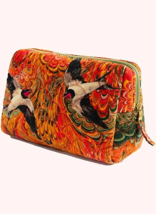 Powder Quilted Washbag Marbled Swallow