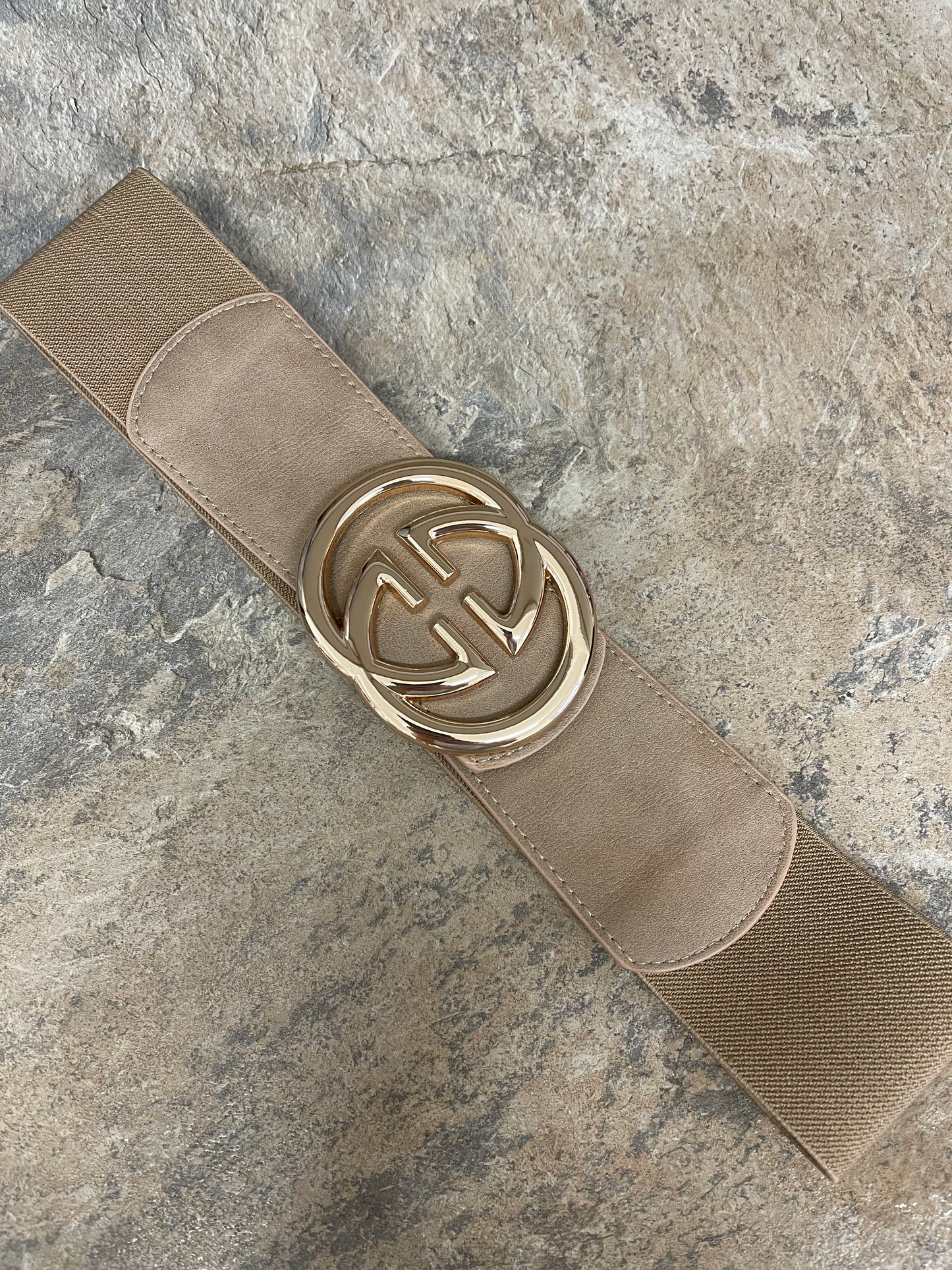 Camel elasticated belt with gold logo buckle