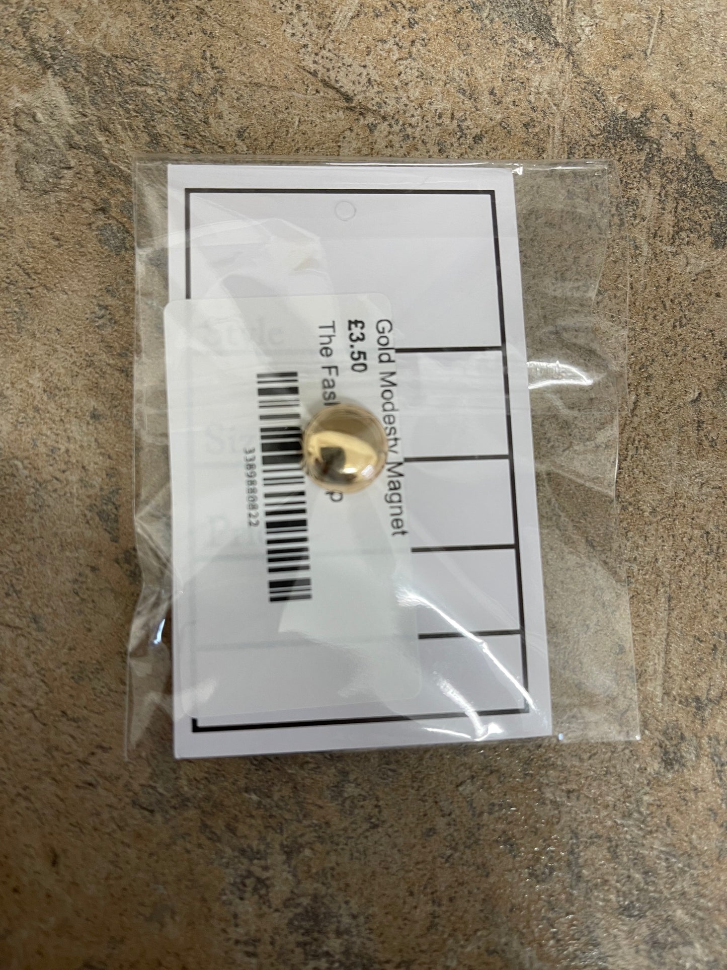 Gold  Magic Modesty Magnet