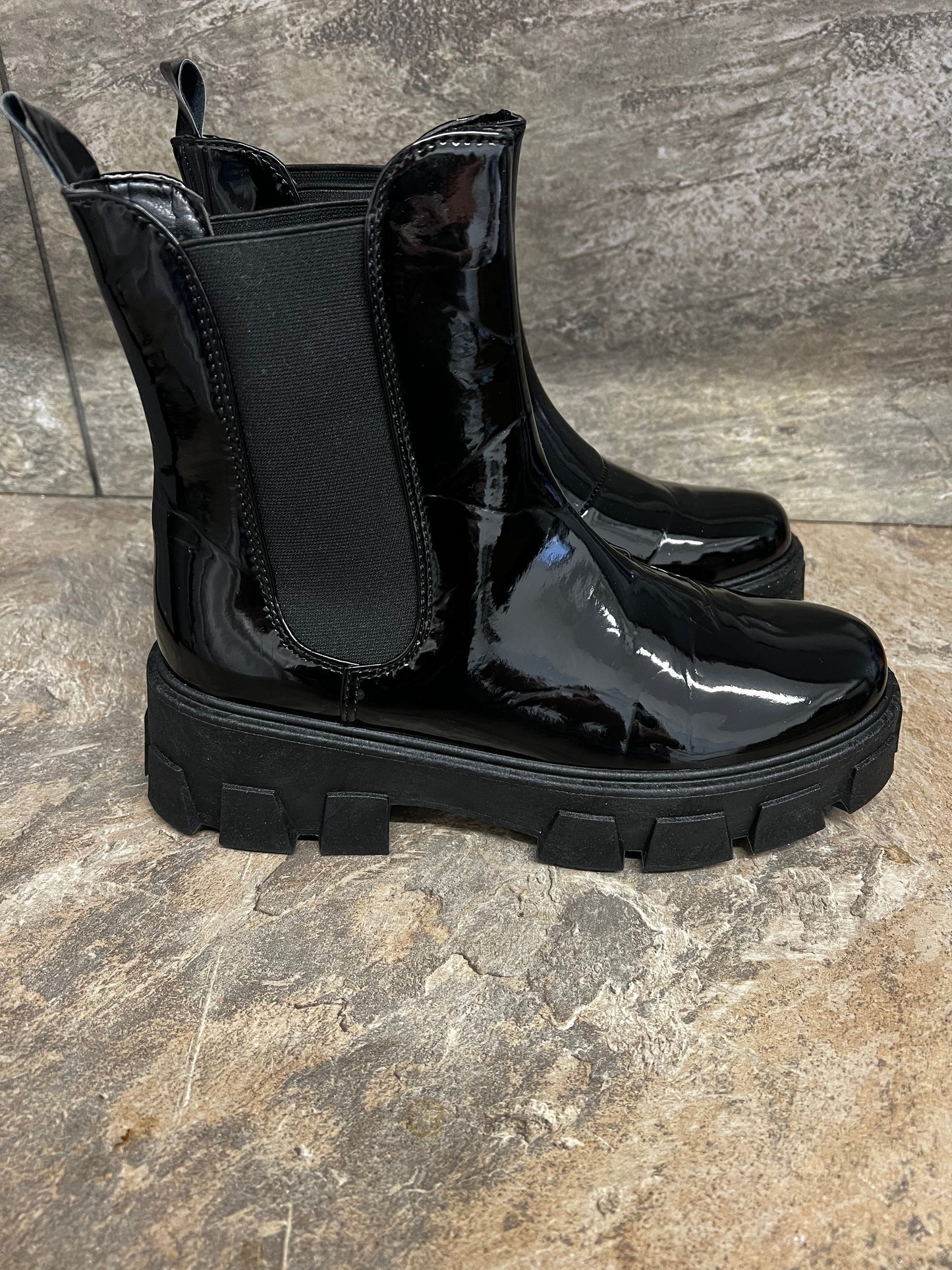 Black chunky sole patent boot 3-8