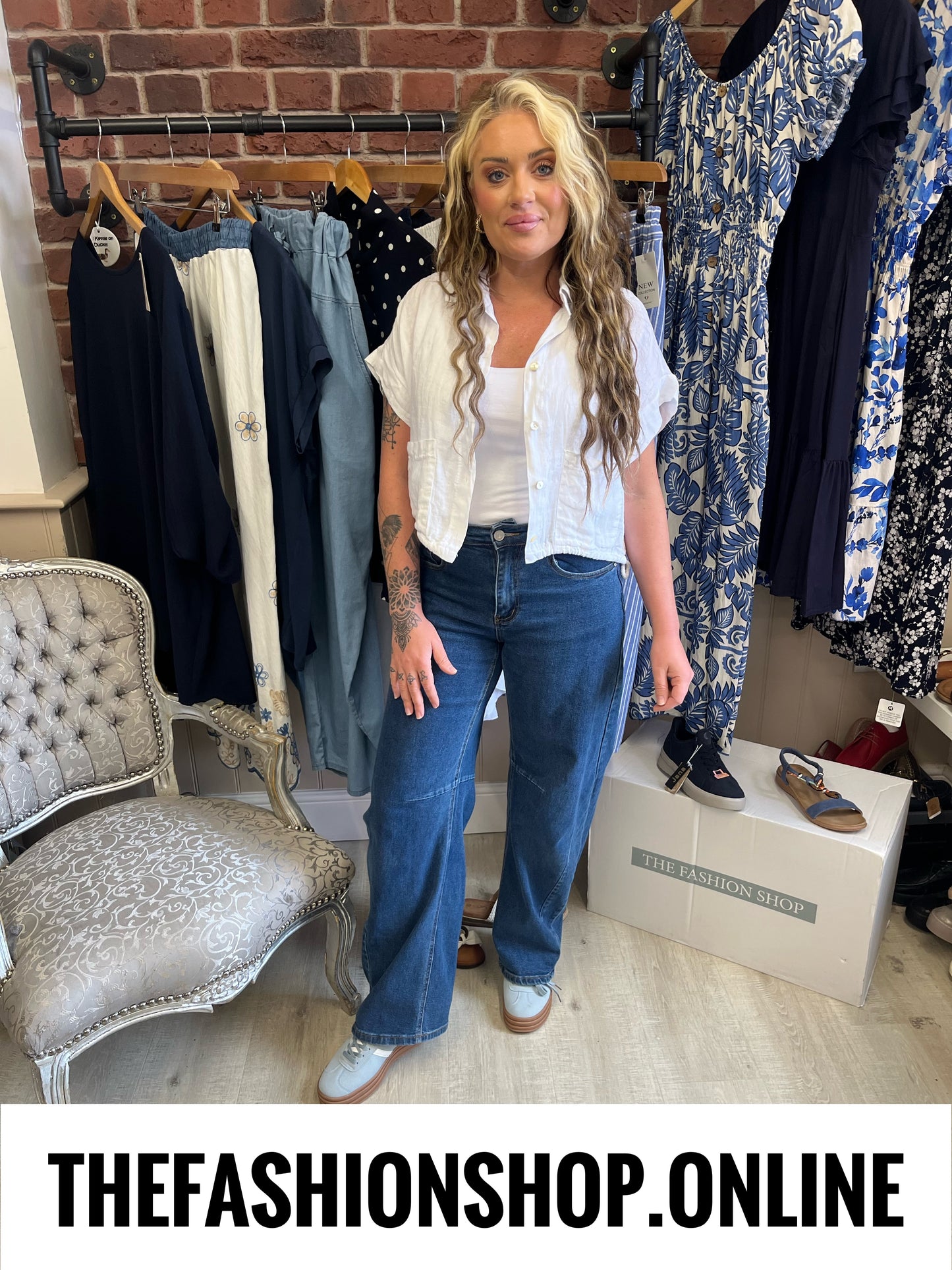 Lizzy white cropped linen jacket 8-14