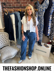 Lizzy white cropped linen jacket 8-14