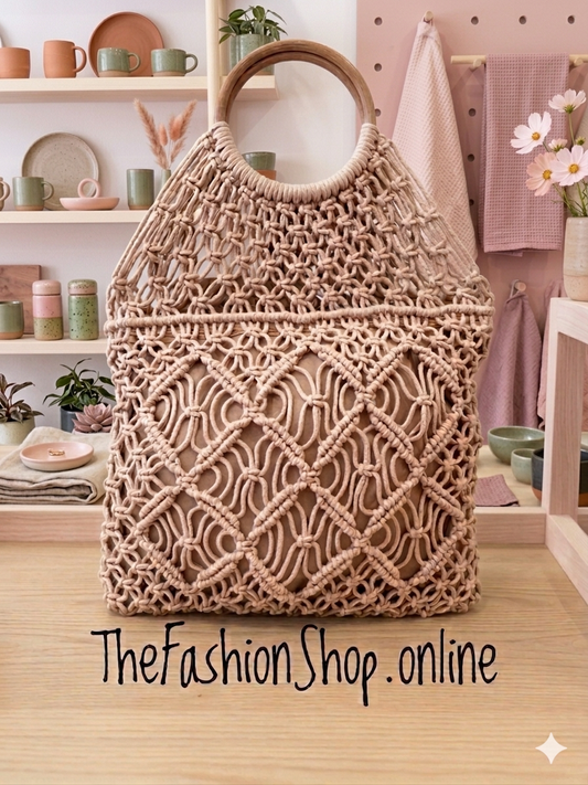 Lottie pink macrame bag with wooden handles