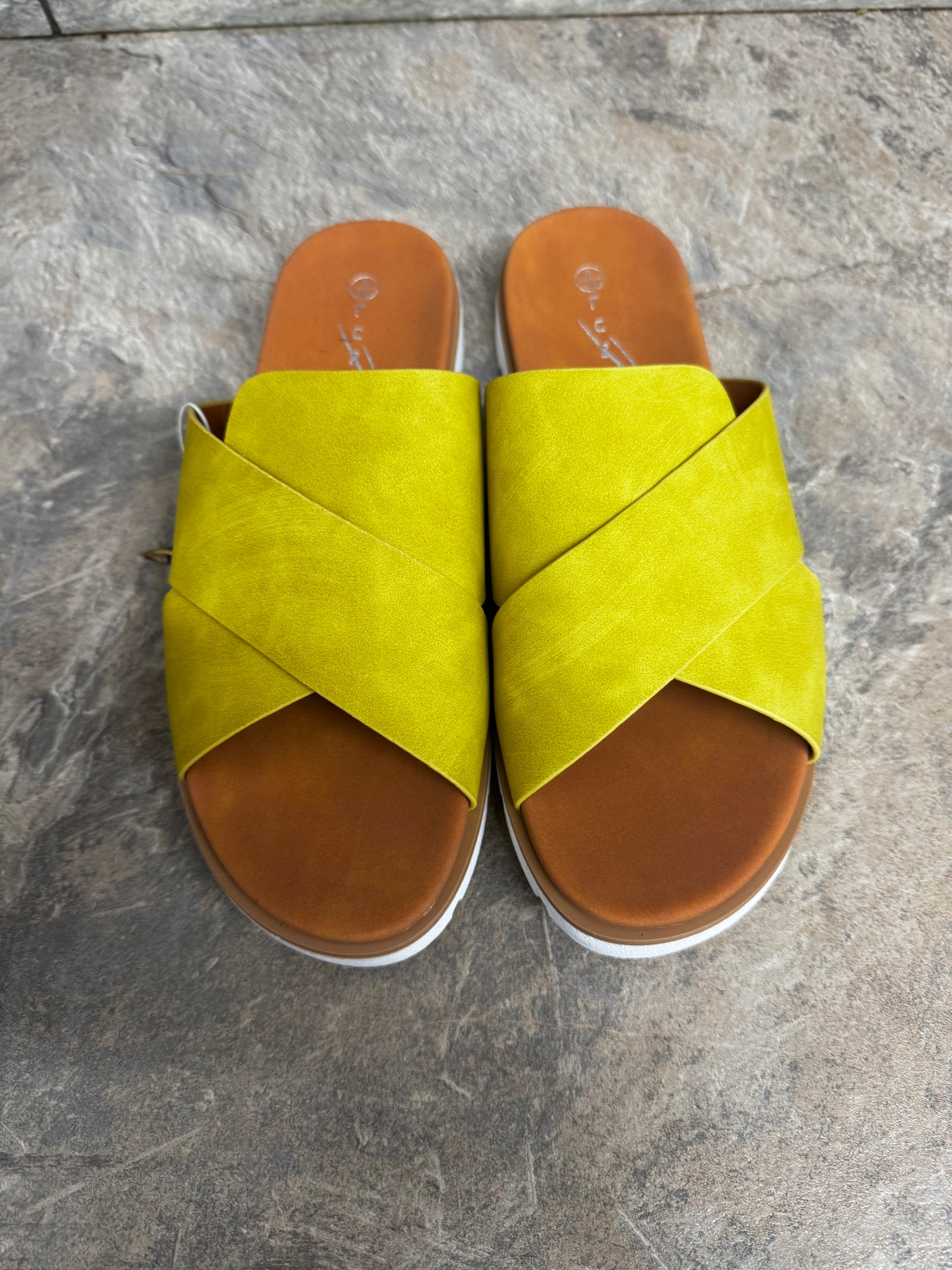 Lunar Chloe lime mule sizes 4-8 (37-41)